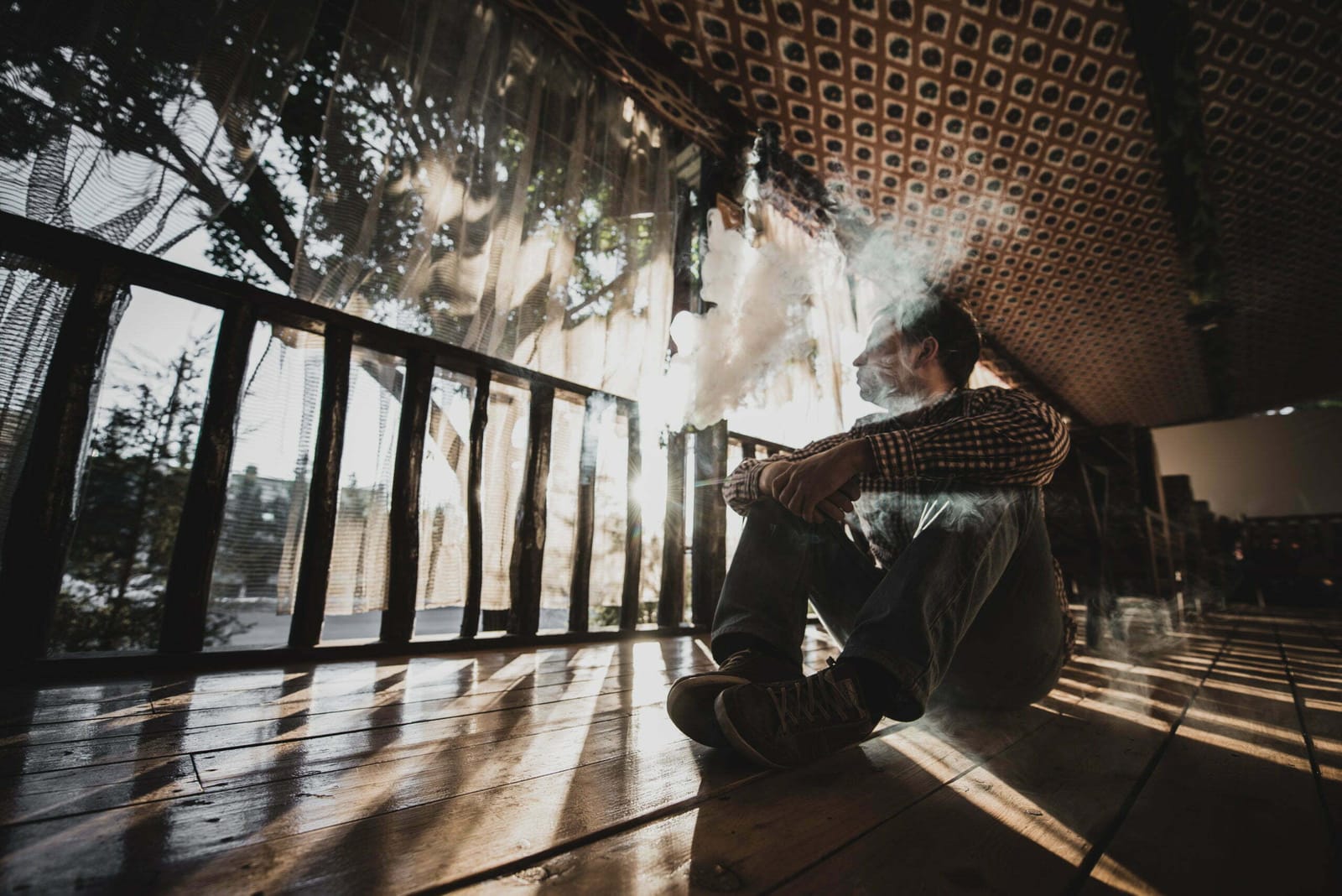 How To Smoke Weed Without Smelling Like It